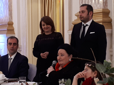 Хор Українського радіо привітав Монсеррат Кабальє