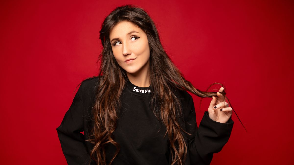 В житті всяке різне буває: Victoria Niro презентувала сингл "Все по плану"