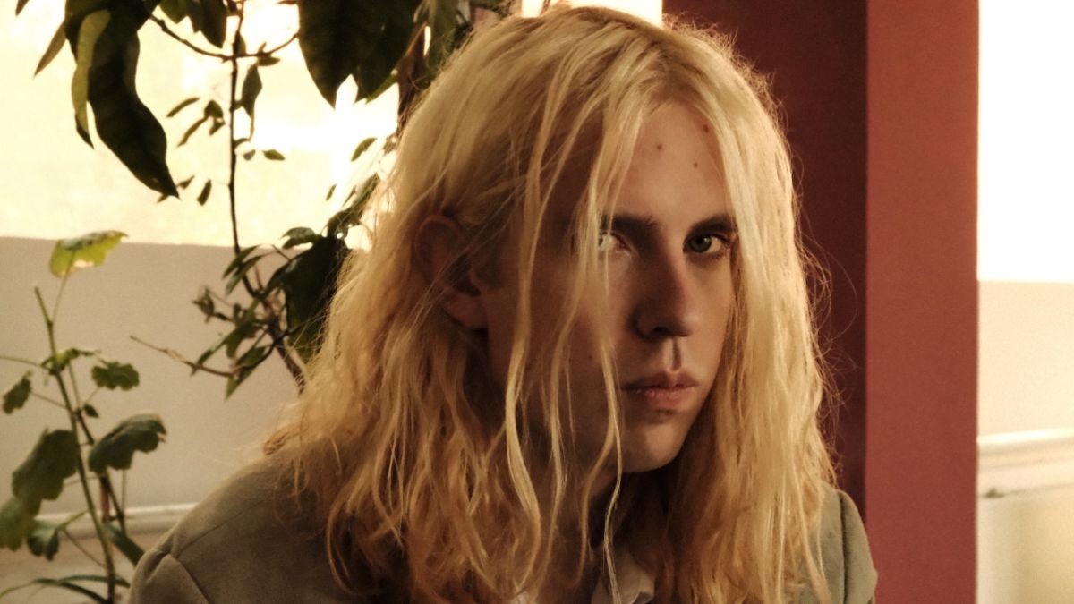 Сірий смуток накриває: BaWN презентував сингл "Серед хаосу"