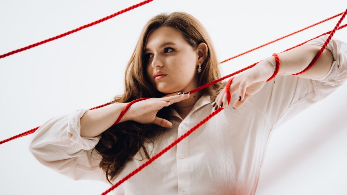 iSKra: Якби я носила все в собі, я б згоріла