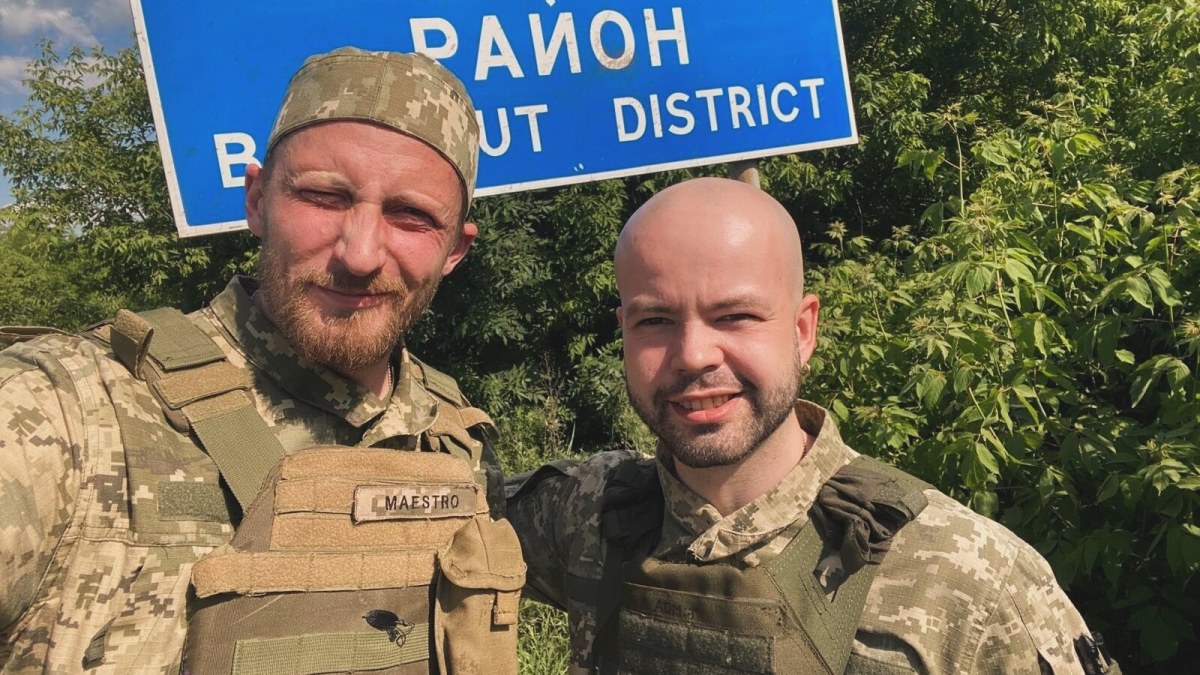 adm:t і REMEZ: "До демобілізації буде час накопичити багато пісень, бо навряд вона відбудеться швидко"