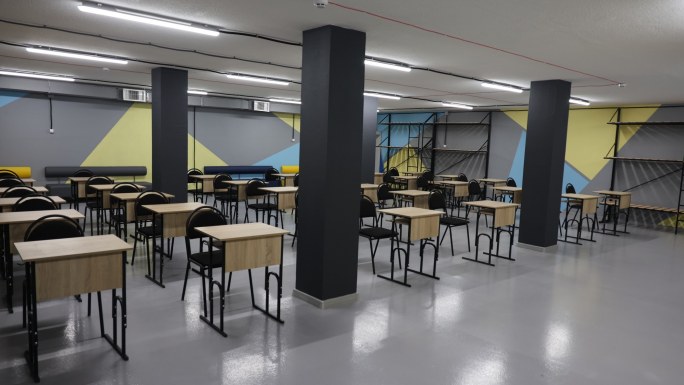 На Сумщині в умовах 22-годинних тривог навчаються 75 тисяч школярів — Григоров 